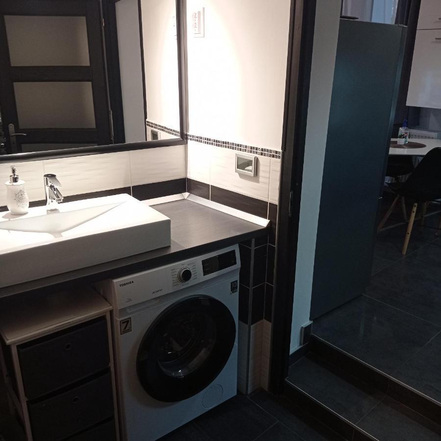 Downtown Deluxe Apartment Егер Екстериор снимка